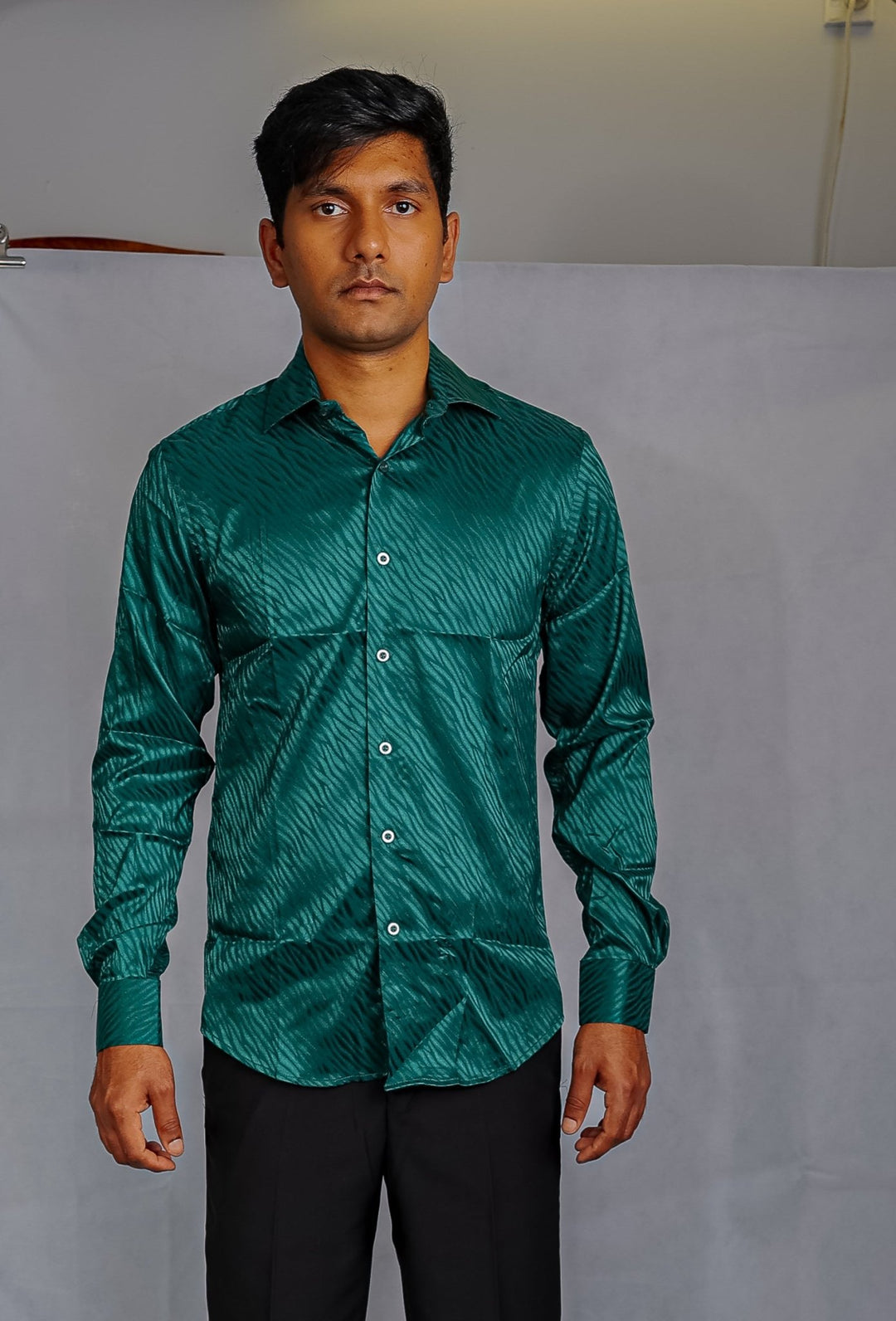 Simon.Von Grass Green Ripple Silk Men's Shirt- CY-0676 - SimonVon Shop