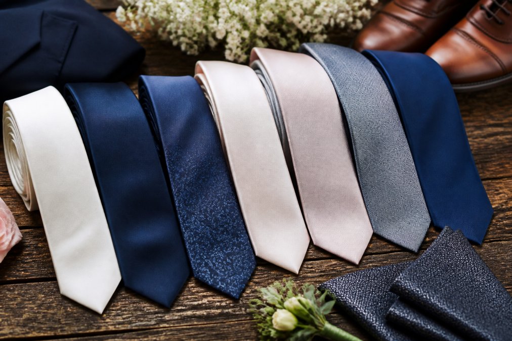 Top 10 Men's Neckties for Weddings